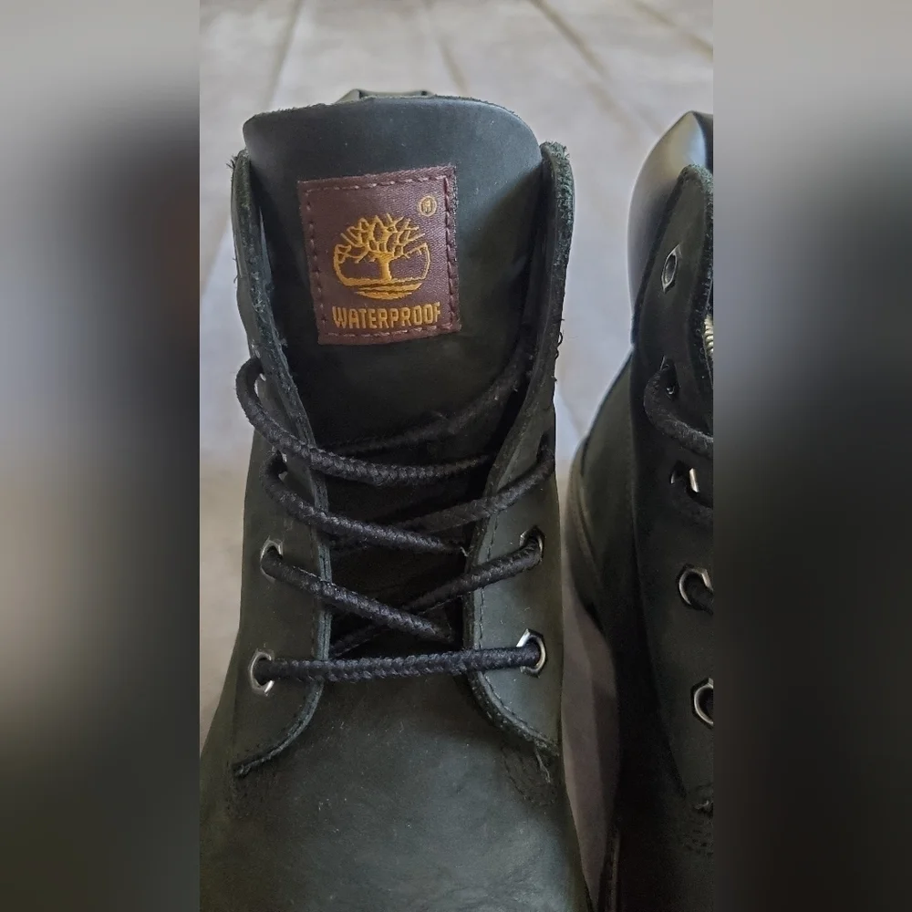 Timberland 6 Inch‎ Black Nubuck Waterproof Boots Size 7